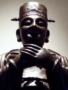 Eastern Statue, St. Louis Art Museum, 2005